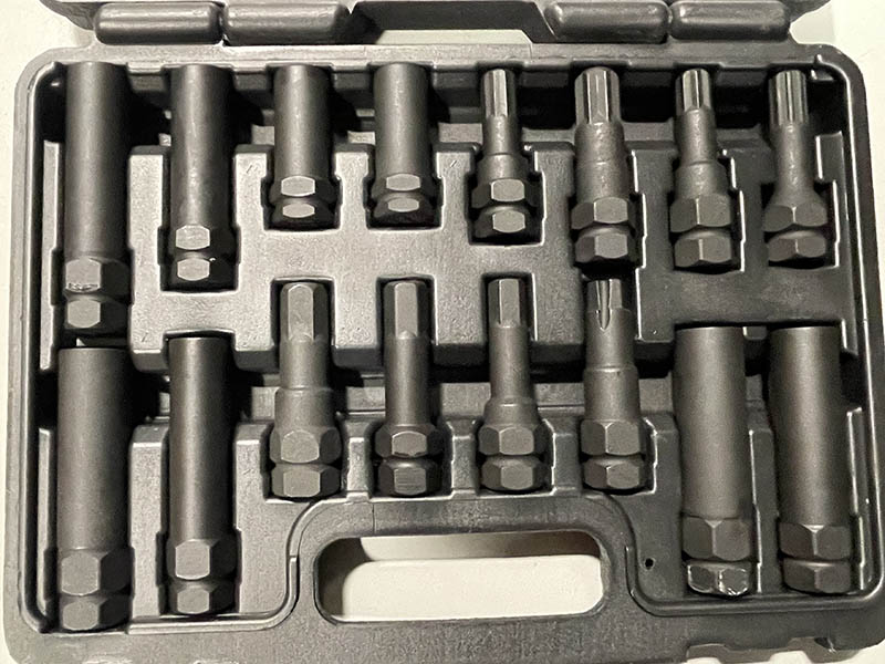 Spline, star, and other specialty sockets